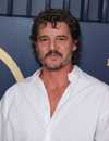Moldado de la cabeza de Pedro Pascal en el 30 ° Premios anuales de Screen Actors Guild Awards