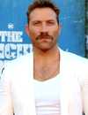 Tiro en la cabeza de Jai Courtney