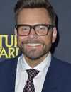 Tiro en la cabeza de Joel McHale en los 51º Premios Anuales de Saturno