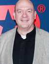 Tiro en la cabeza de John Carroll Lynch