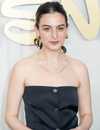 Tiro en la cabeza de Jenny Slate en el 2024 Disney por adelantado
