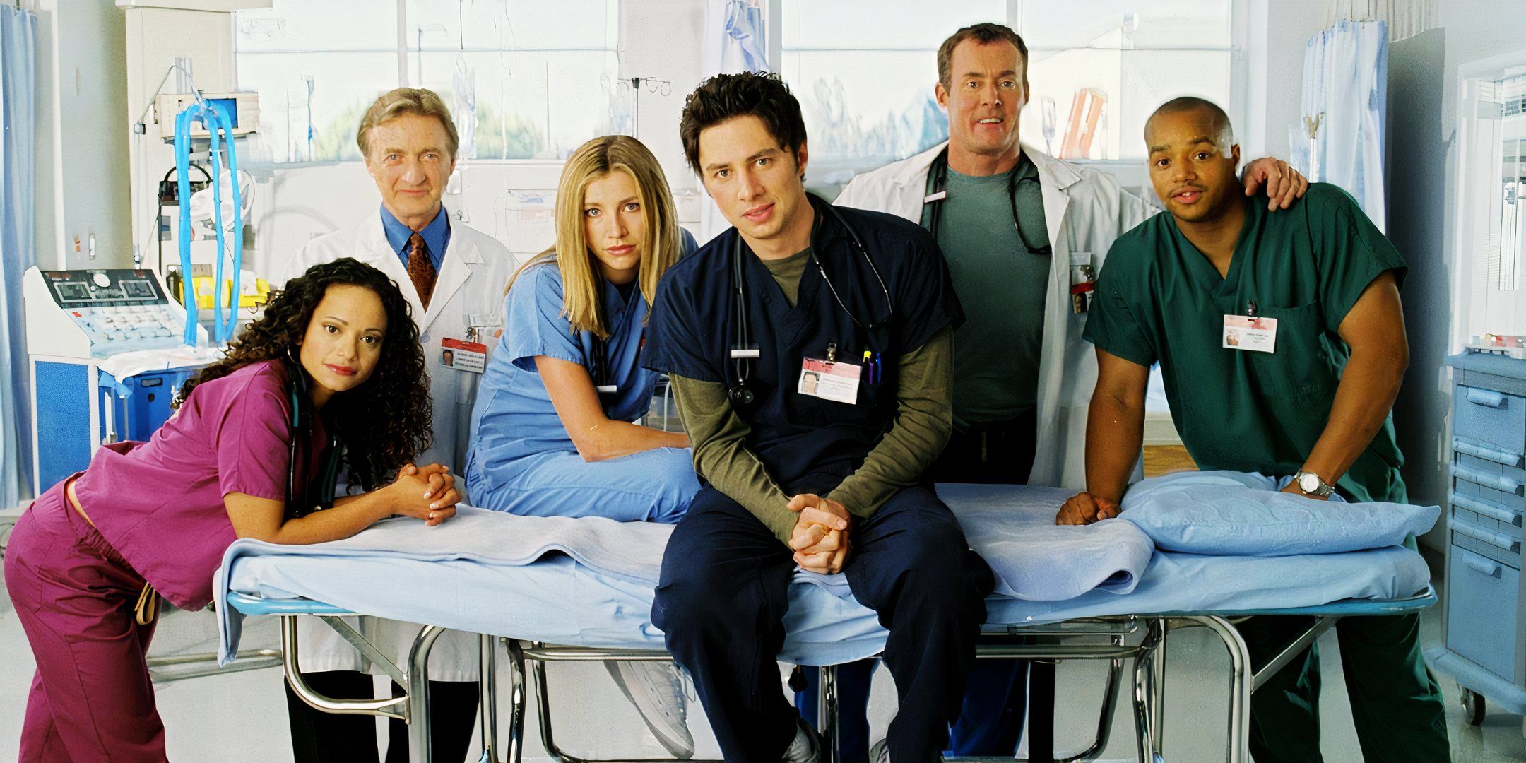 “Comienza con JD y Turk”: el creador de Scrubs Bill Lawrence aborda cómo el reinicio arregla una popular crítica de la temporada 9