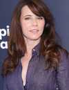 Tidado de la cabeza de Linda Cardellini en los Premios de Inspiración Anual de The Step Up 2023