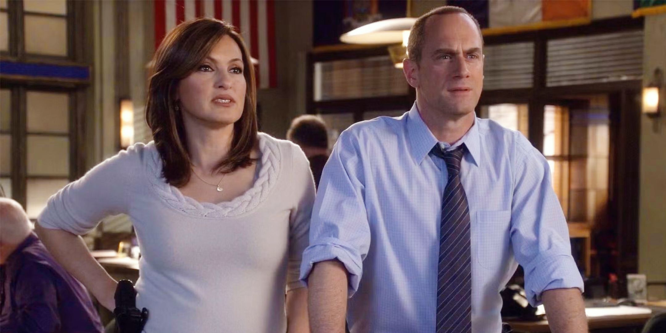 Por qué Mariska Hargitay no pudo detener la salida de Christopher Meloni de Law & Order: SVU revelado por el actor de Benson