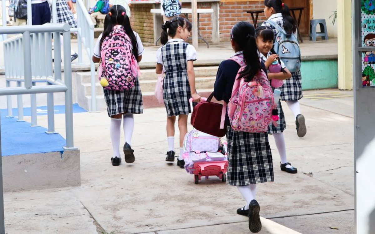 Anuncian calendario escolar 2025-2026: dan una semana más de vacaciones