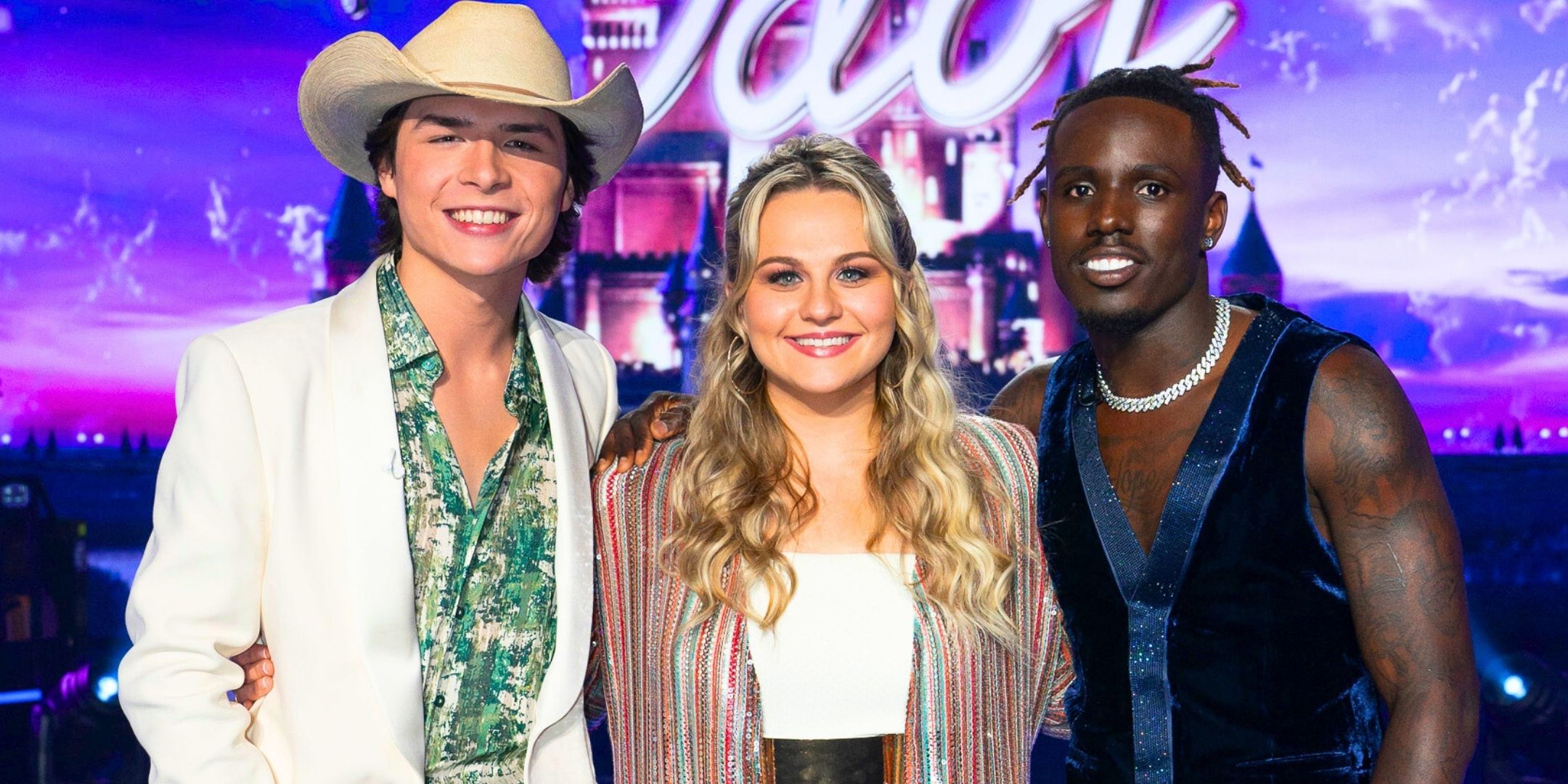 Breanna Nix y John Foster de American Idol toman asientos de jueces de Carrie & Luke después de los anuncios de Opry