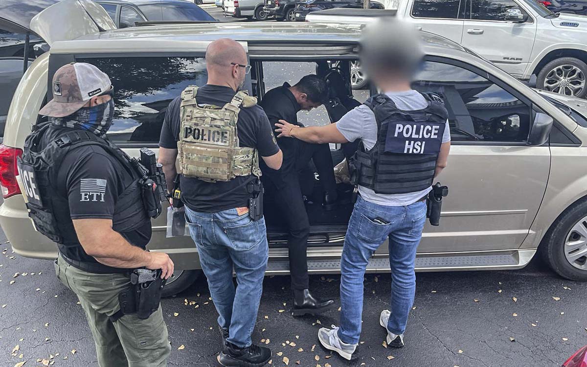 Gobierno de Trump difunde lista de detenidos en redadas de LA; hay 6 mexicanos