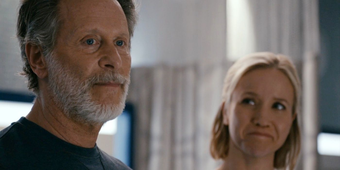 Steven Weber de Chicago Med dice que se plantaron migas de pan sobre el toque de embarazo del final de la temporada 10
