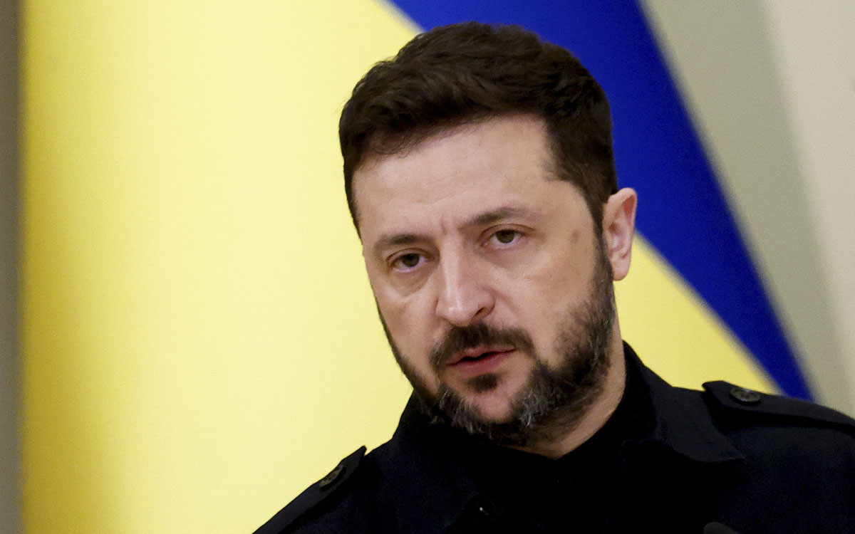 Zelenski oficializa la intención de Ucrania de retirarse del tratado sobre minas antipersona