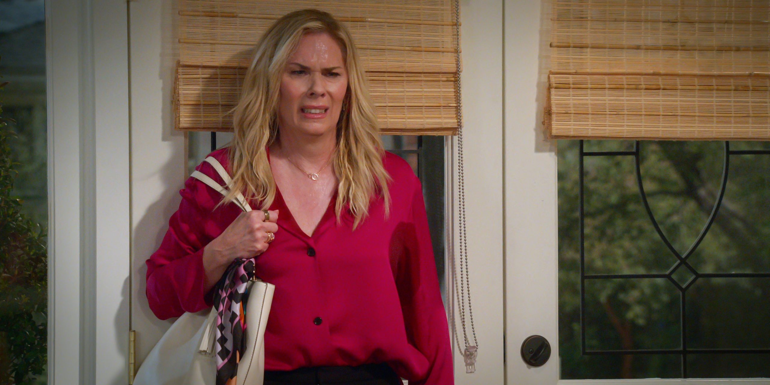 Trailer de Leanne: la nueva comedia de Netflix de Chuck Lorre sigue a una mujer cuyo esposo se va después de 33 años para otra persona