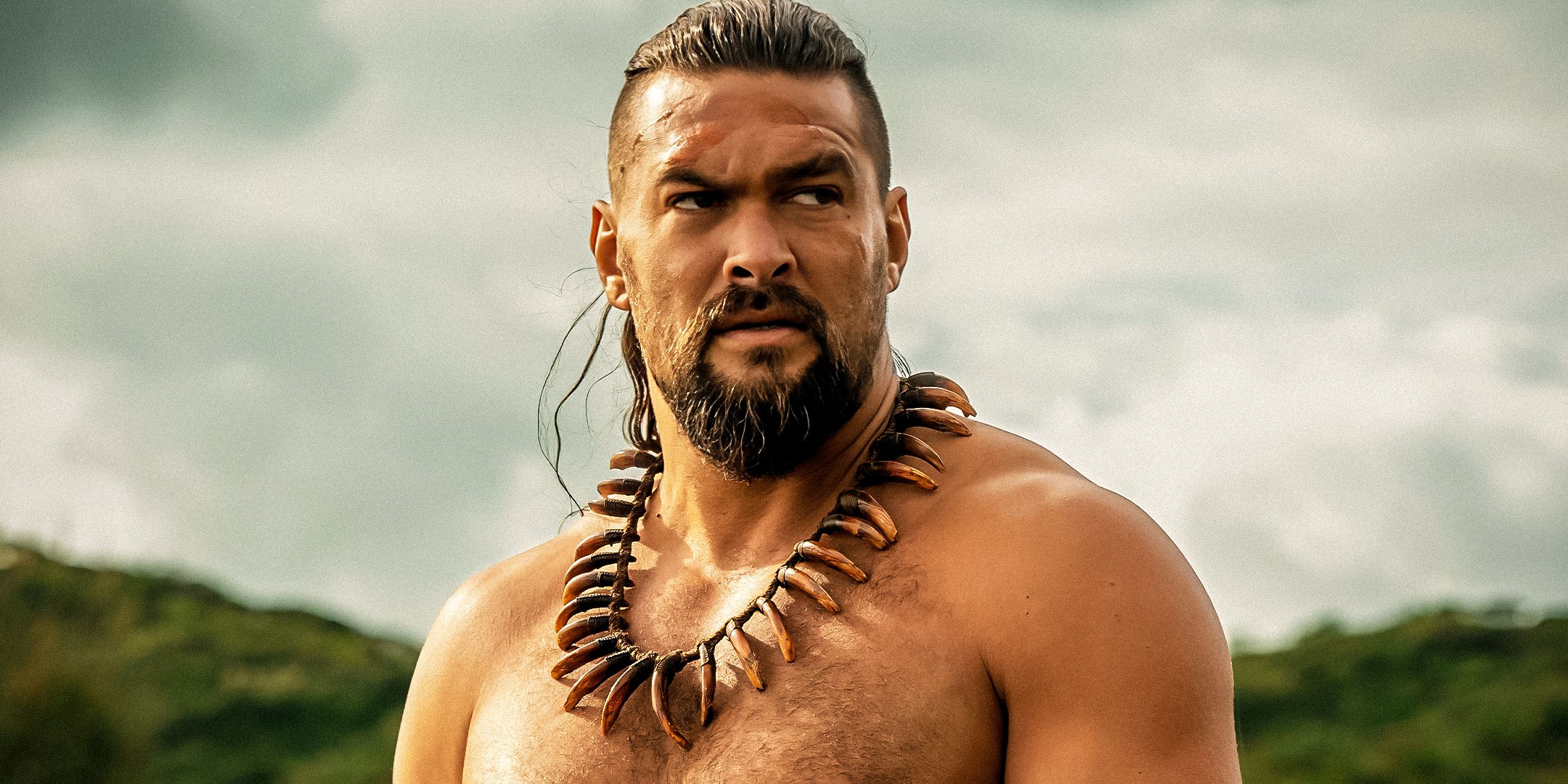 Jefe de avance: Jason Momoa lidera la serie épica histórica con impresionantes batallas y una pelea con un tiburón