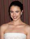 Tiro en la cabeza de Margaret Qualley