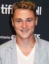 Tiro en la cabeza de Ben Hardy