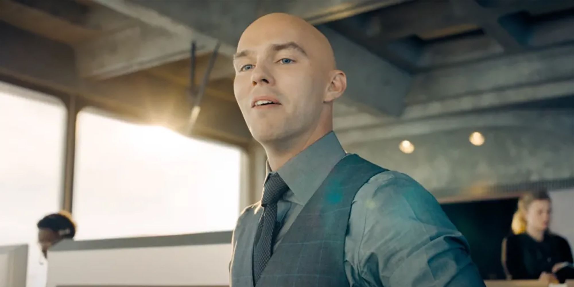 James Gunn revela qué estrella de Guardians of the Galaxy casi fue elegida como Lex Luthor y por qué eligió a Nicholas Hoult.