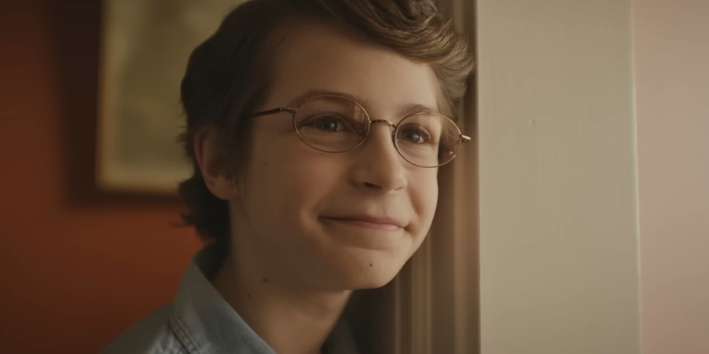 Benjamin Pajak sonriendo como el joven Chuck en la vida de Chuck
