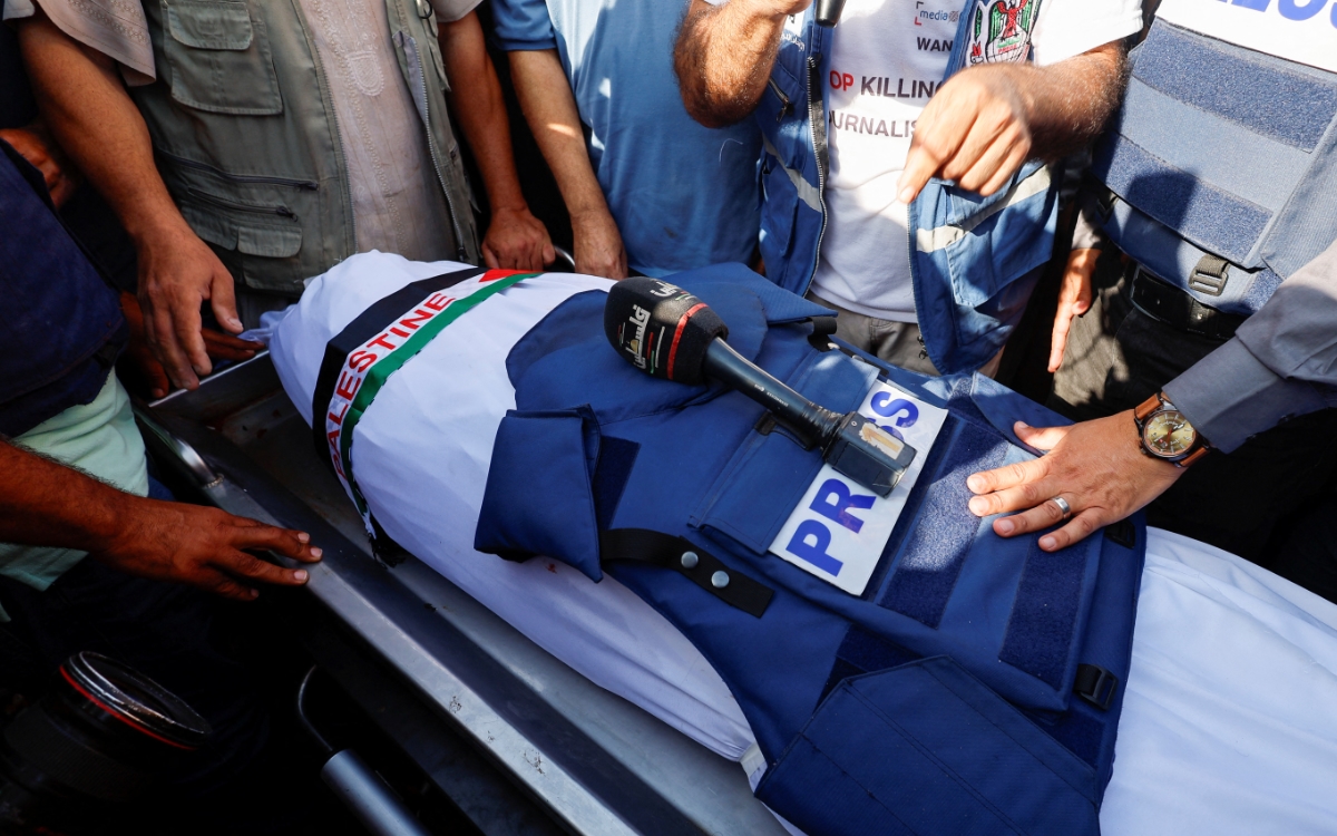 Israel mata a una periodista embarazada y a 9 miembros de su familia en bombardeo
