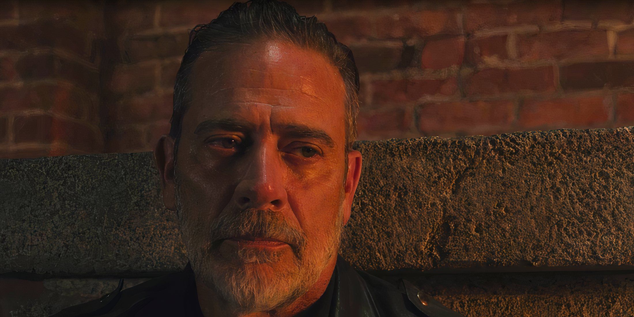 Jeffrey Dean Morgan Hypes yendo “A Little Mano E Mano” en Walking Dead: Dead City contra los hijos de la estrella de la anarquía