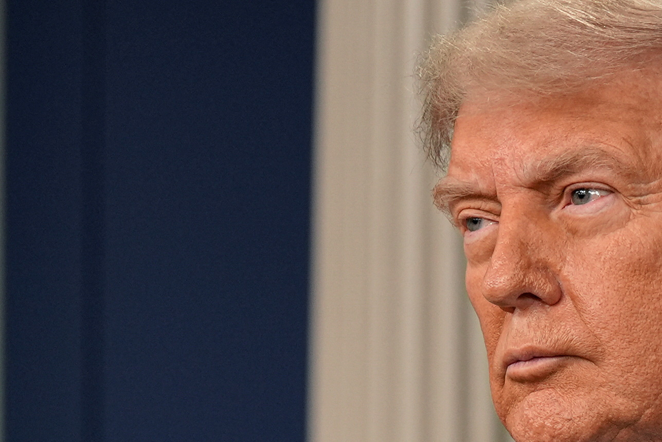 Un 56% de estadounidenses desaprueba la gestión migratoria de Trump, según encuesta