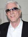 Tiro en la cabeza de Leslie Nielsen