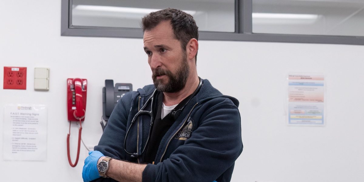 Las luchas de Robby en la temporada 2 de Pitt explicada por Noah Wyle