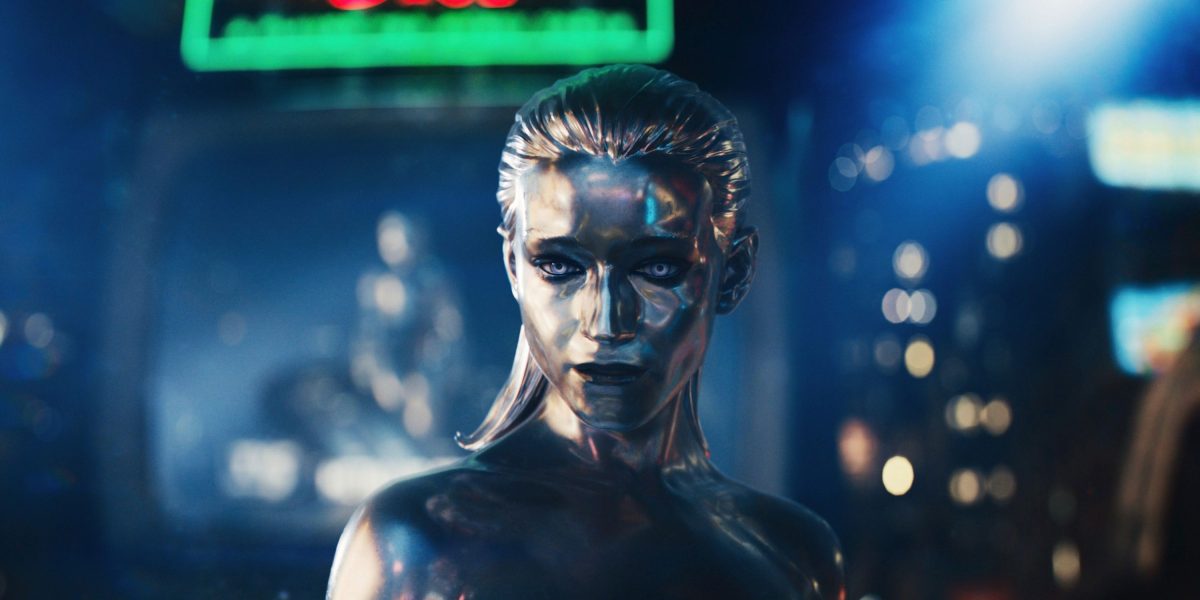 ¿Cuáles son los poderes de Silver Surfer frente a la tabla de surf en Fantastic Four: First Pass?