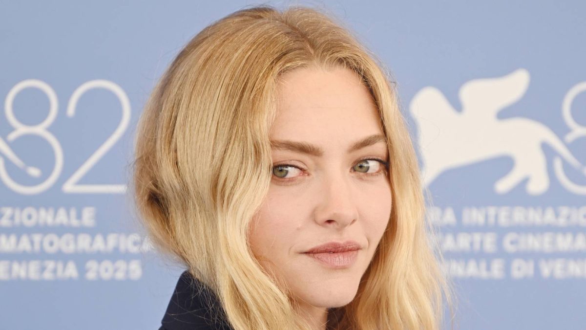 La película histórica de Amanda Seyfried debuta con una puntuación RT perfecta