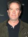 Tiro en la cabeza de Timothy Hutton