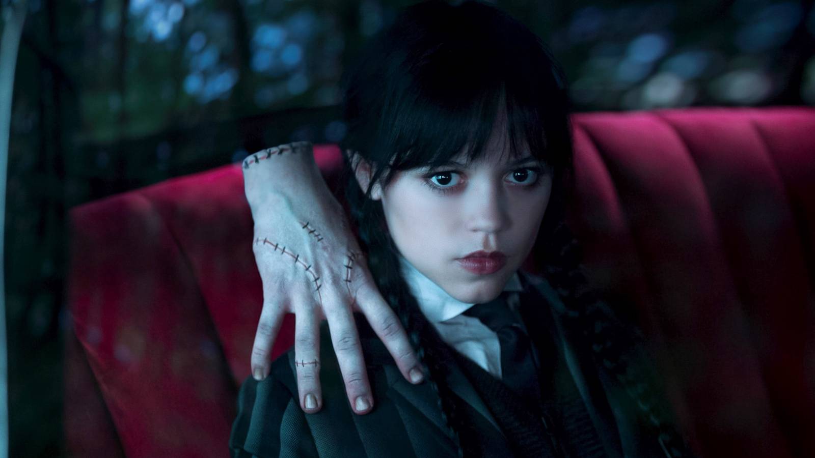 El miércoles finalmente revela la historia de origen de la familia Addams de Thing