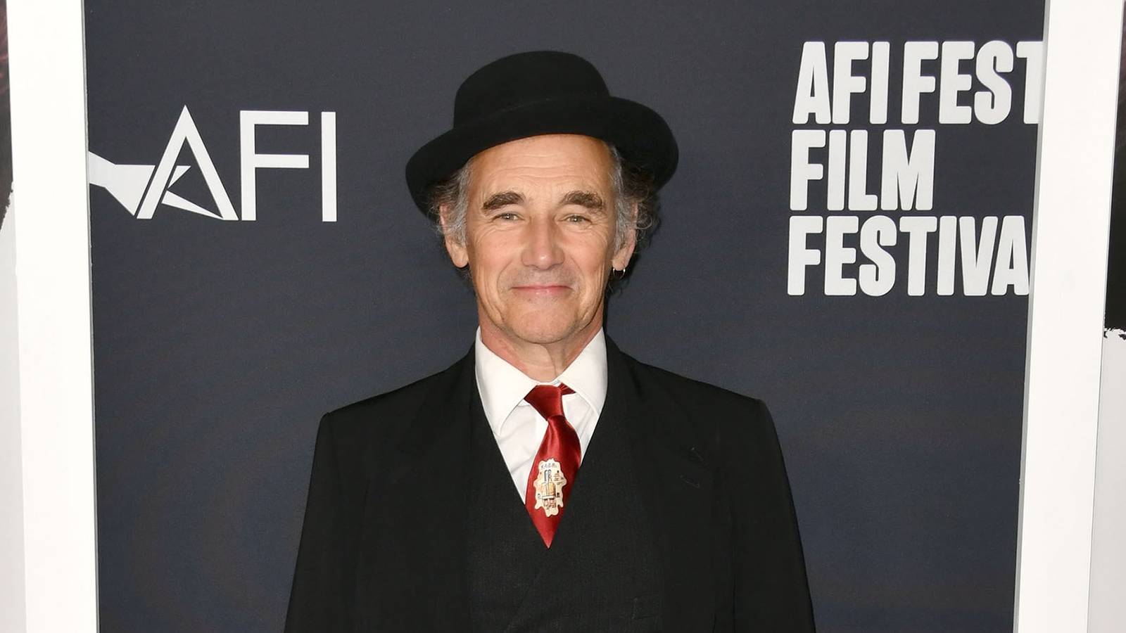 El actor de Shakespeare de Shakespeare, ganador del Oscar, se une a la película AI de Luca Guadagnino