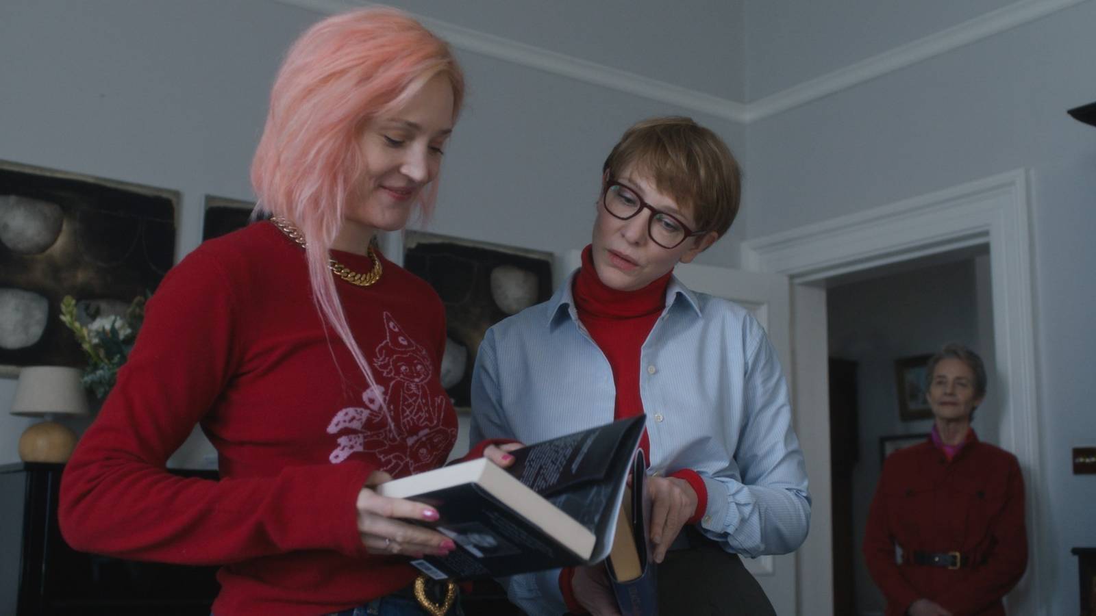 Padre Madre Hermana Hermana Revisión: La comedia familiar relatable de Jim Jarmusch lucha por justificar su estructura única