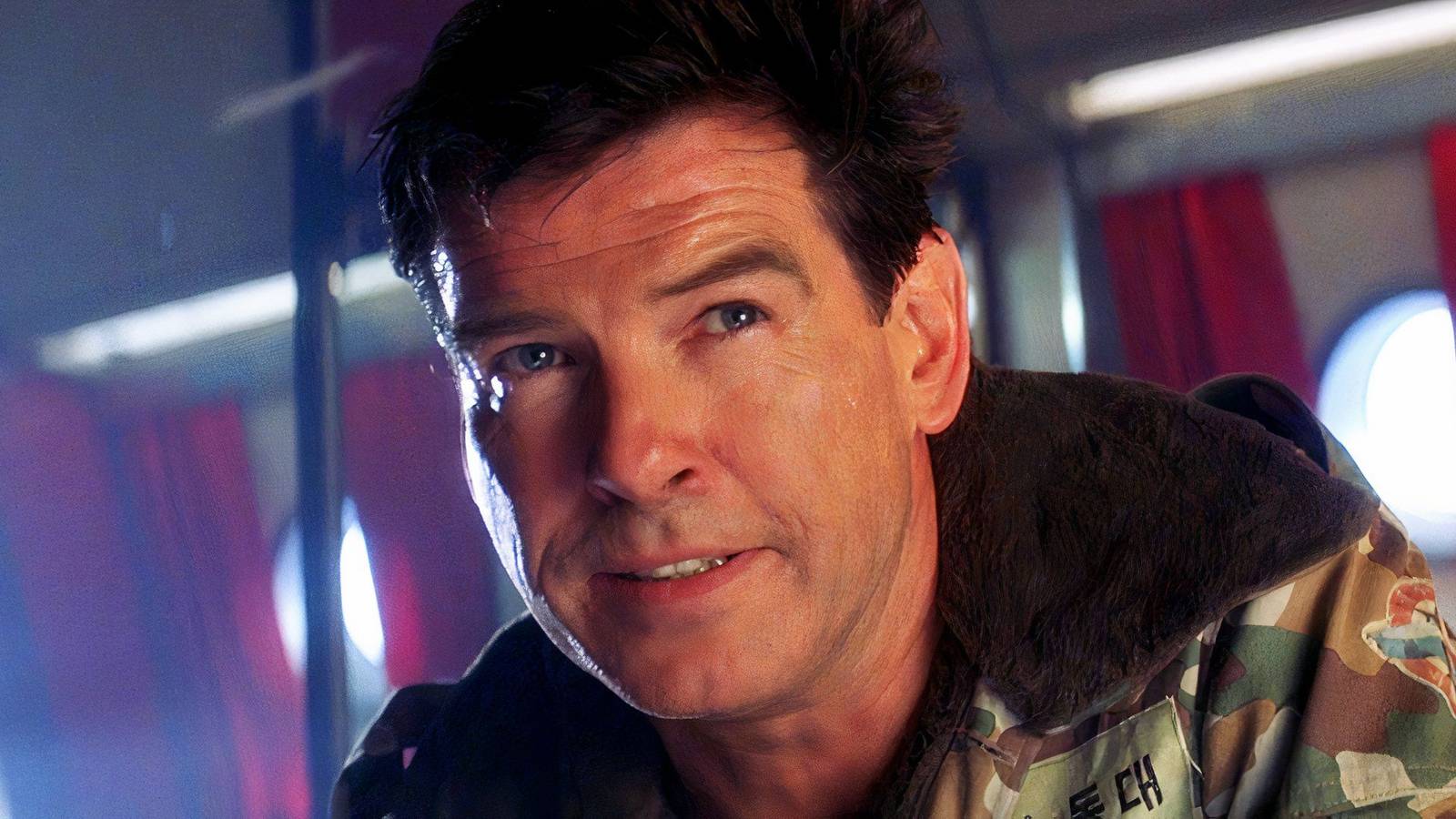 Me alegro de que la idea de Pierce Brosnan para una película más de James Bond fue retirada