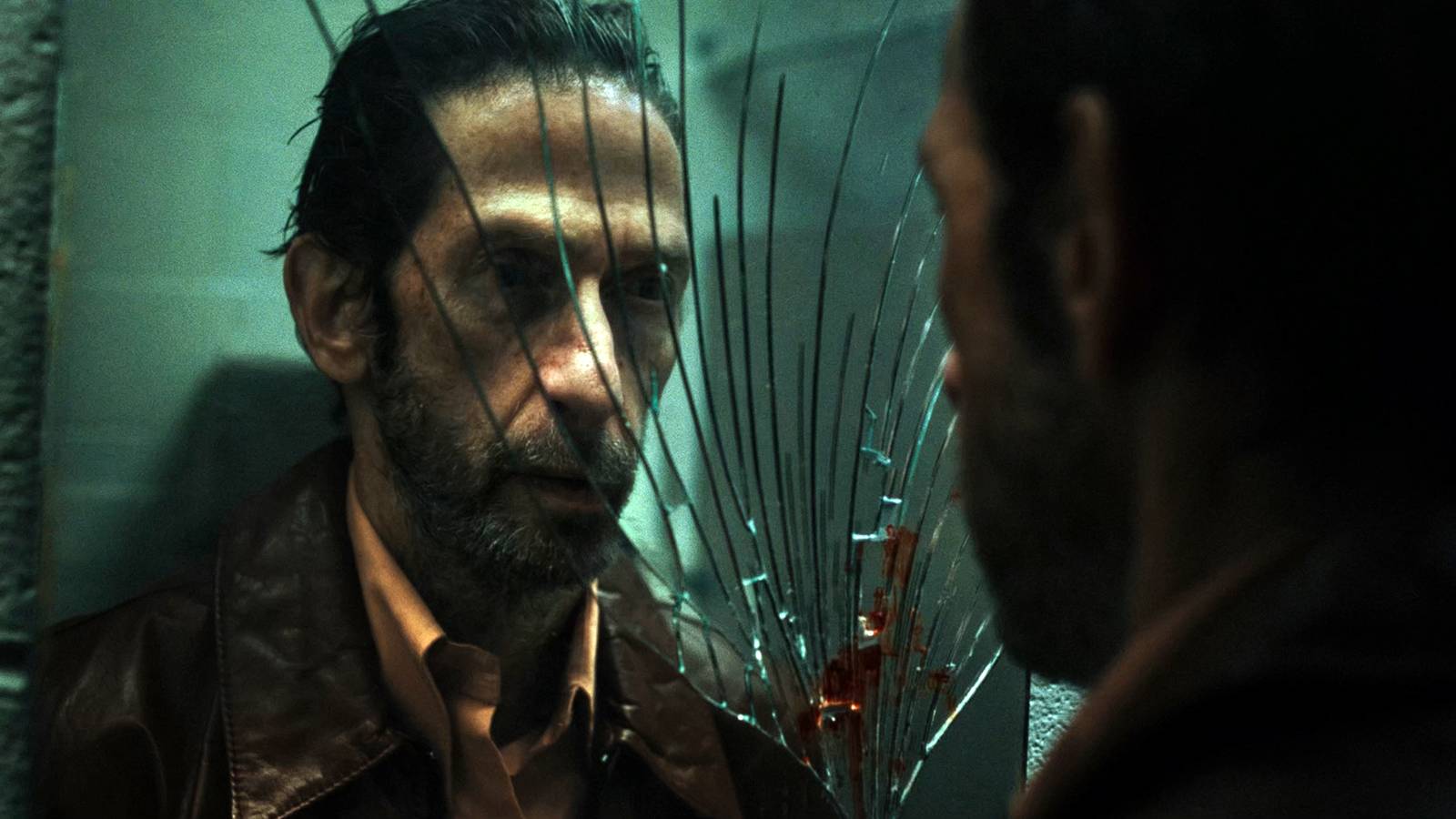 Bang Bang Review: Tim Blake Nelson solo puede llevar gran parte de este drama de boxeo en la espalda